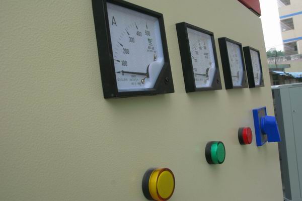 道孚配电柜-3683讲讲配电柜注意事项